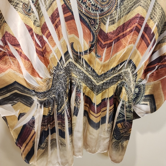 Dressbarn Printed Butterfly sleeves blouse size L - Picture 3 of 10